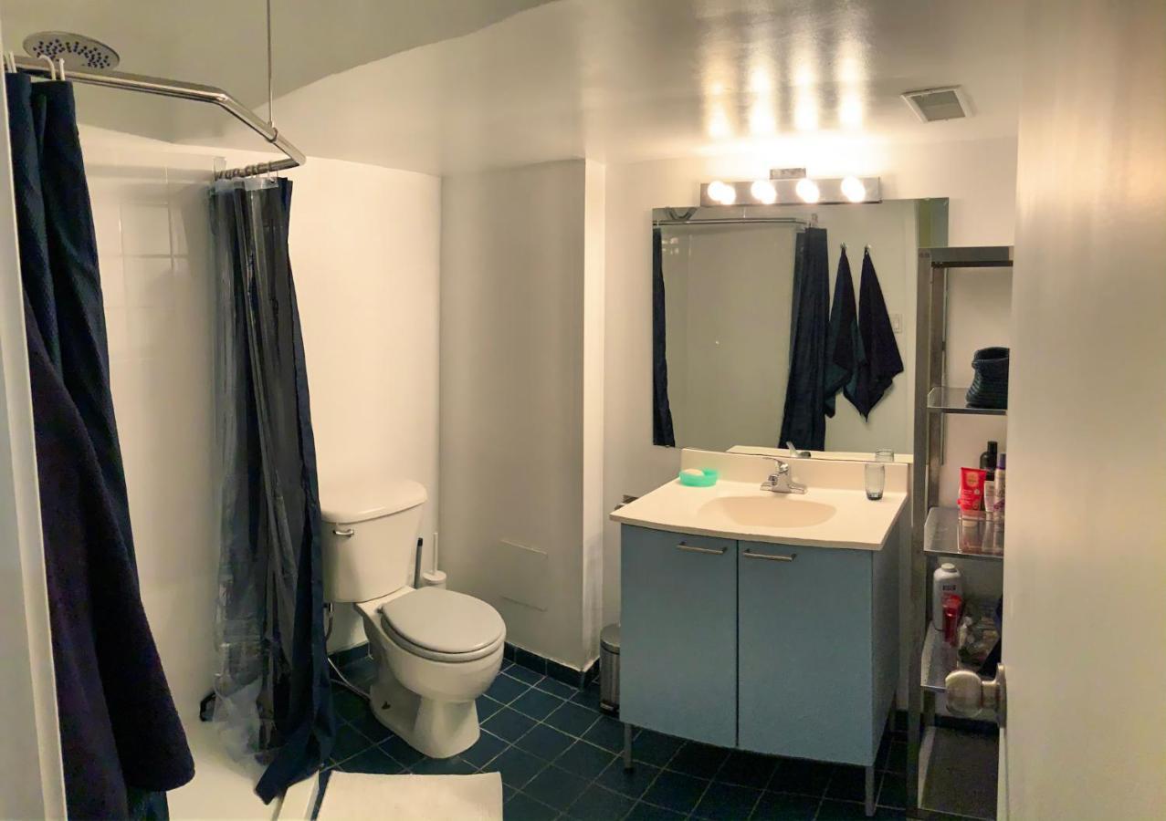 An Independent Beach Retreat Steps From The Lake And Right In The City Daire Toronto Dış mekan fotoğraf